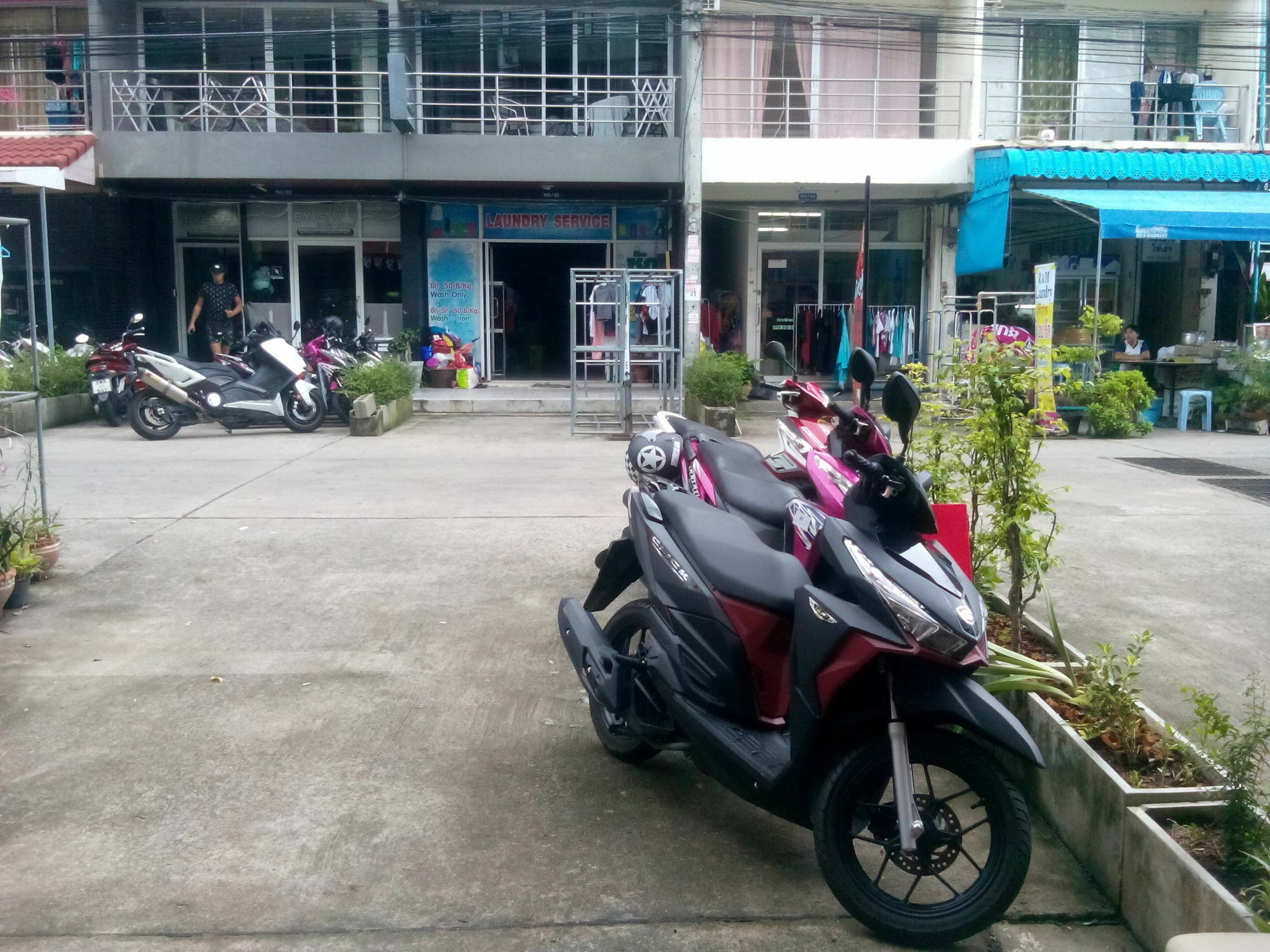 Sunshine Guesthouse Patong Exterior foto
