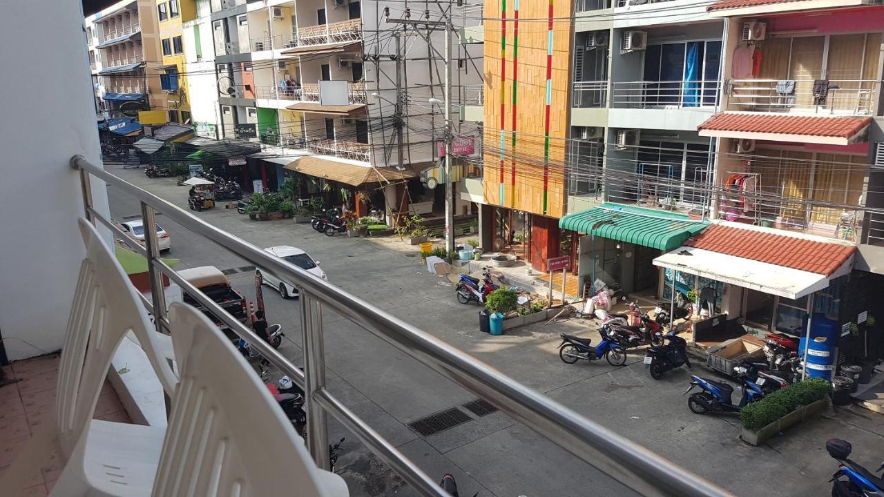 Sunshine Guesthouse Patong Exterior foto